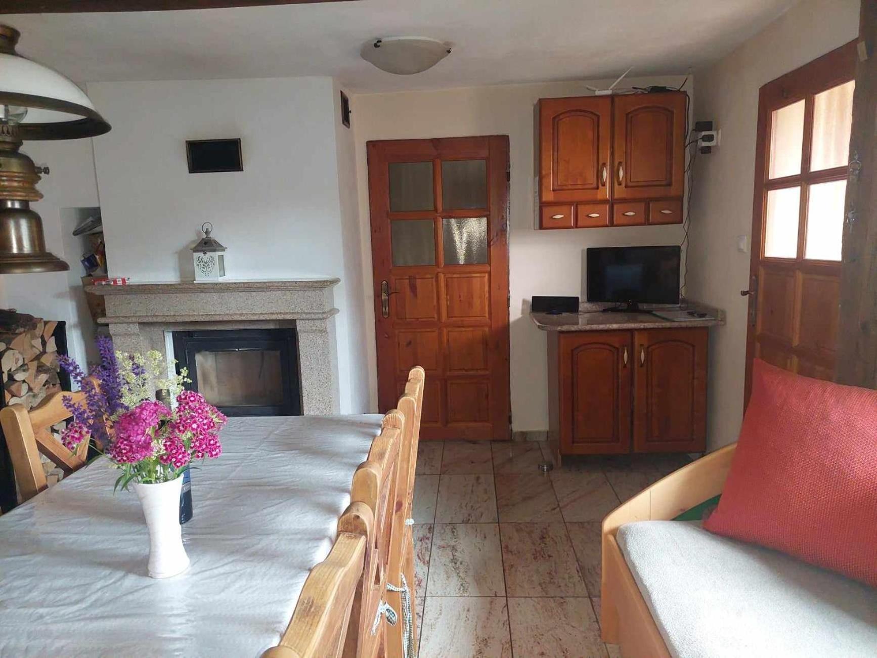 Burg Nad Banskou Stiavnicou Guest House ชเตียฟนิซเก บาเน ภายนอก รูปภาพ